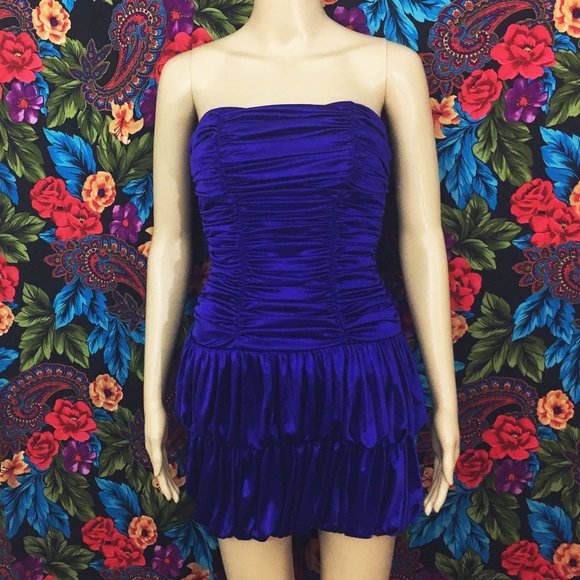 WOMEN'S REFLECTIVE DRESS PURPLE SMALL RUFFLED (S) - Picture 4 of 4